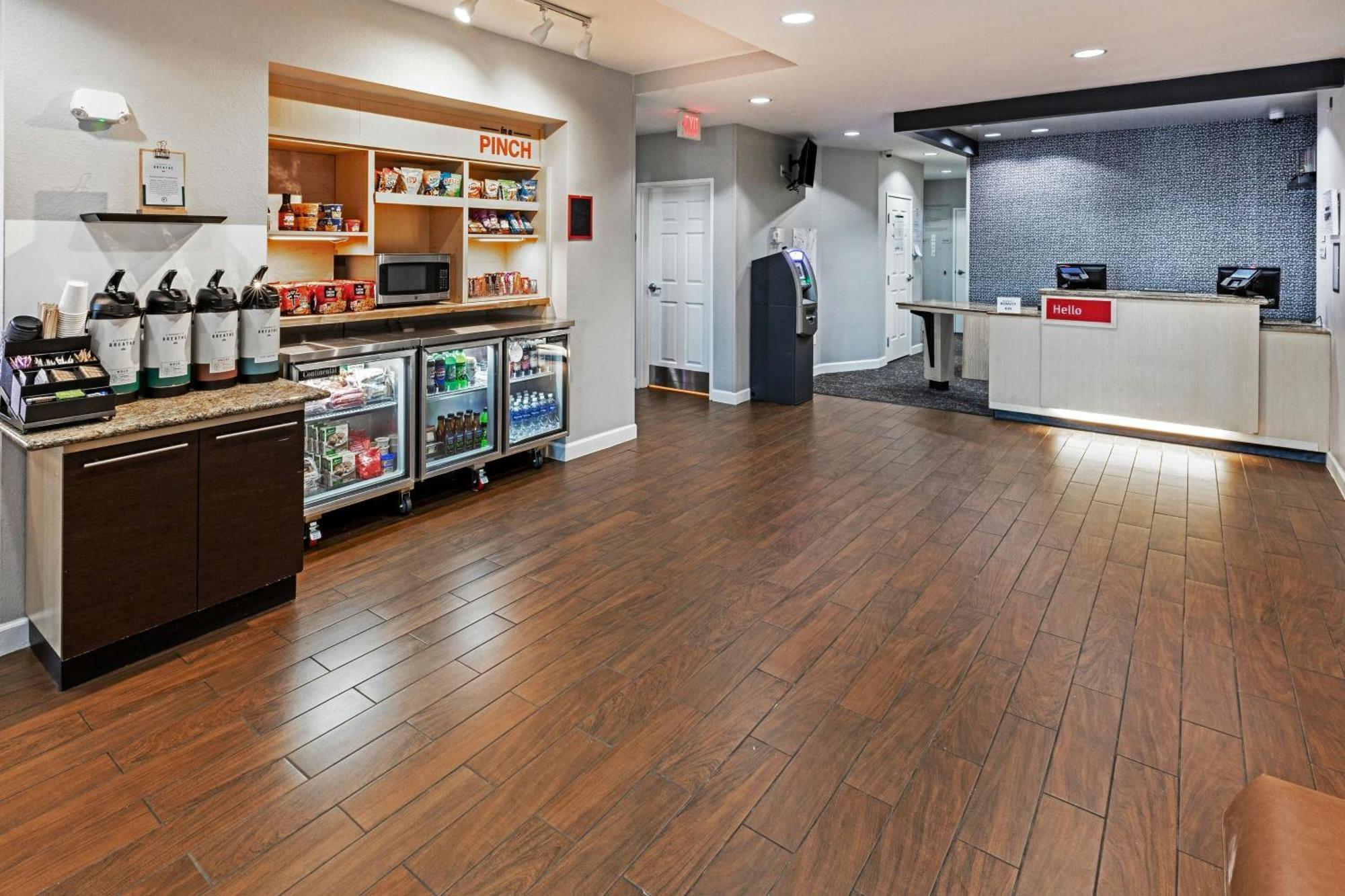 Towneplace Suites By Marriott Tulsa Broken Arrow Exterior photo